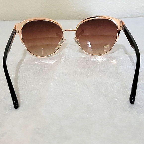 Fossil Rose Gold and Black Women's Cateye Sunglasses - Picture 5 of 5